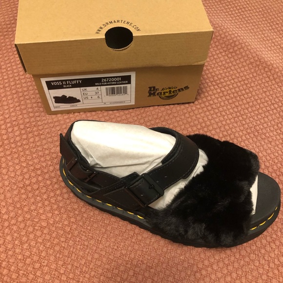 Dr Martens Voss II fluffy sandals new in box - Picture 6 of 16